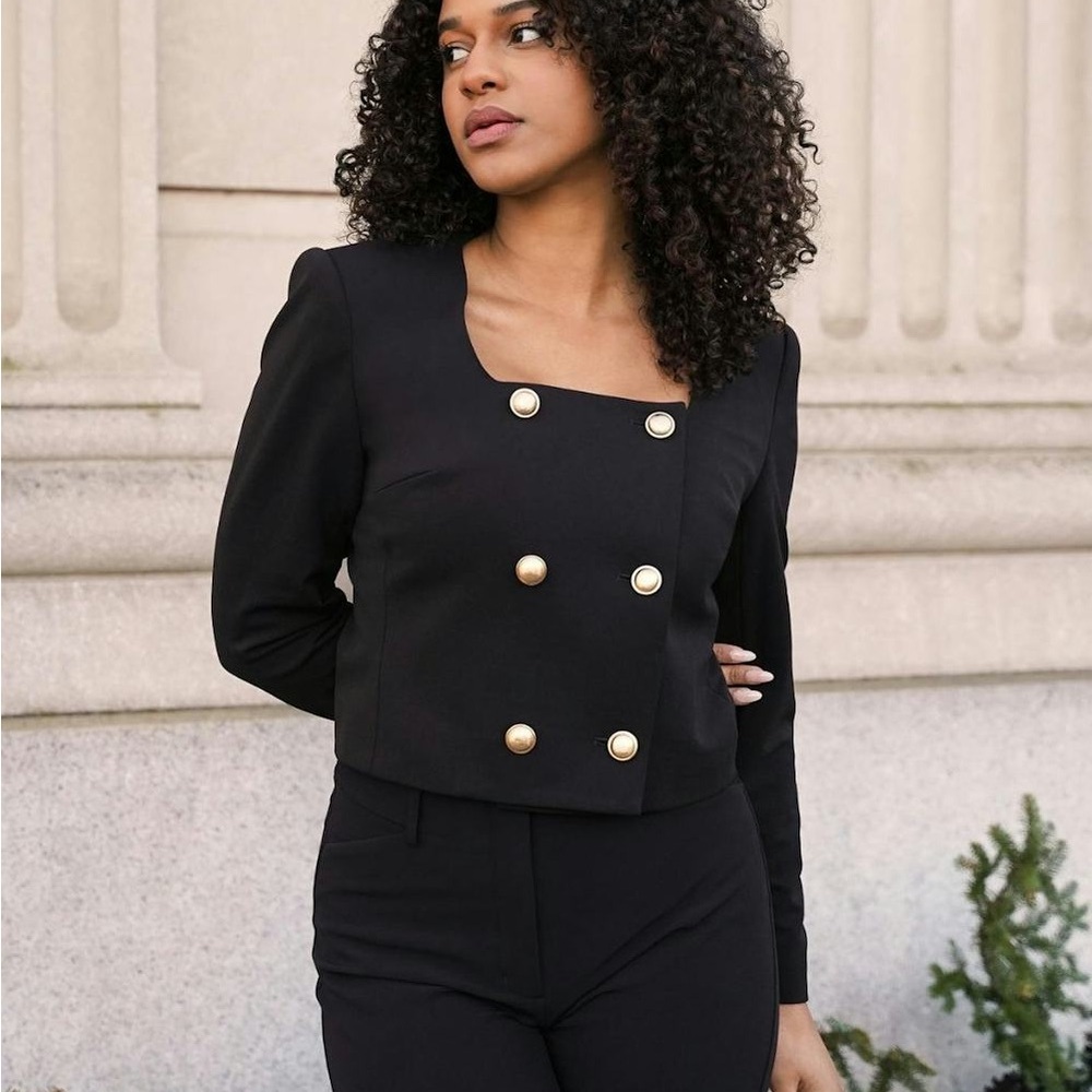 EXPRESS Square Neck Button Up Blazer in Pitch Black (Size Large)